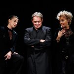 Lackfi János: Három nő, egy eset